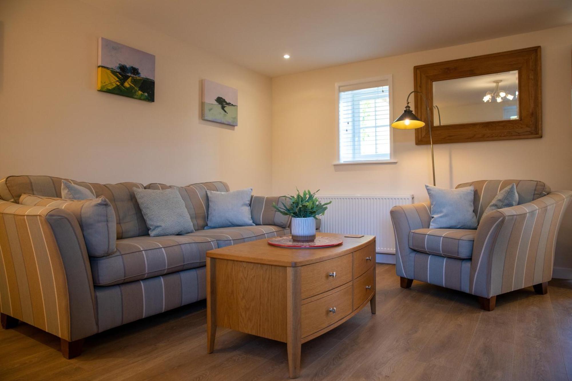 Rollestone Coach House Villa Shrewton Bagian luar foto